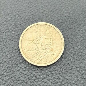 Vintage 2000 P Sacagawea One Dollar Coin